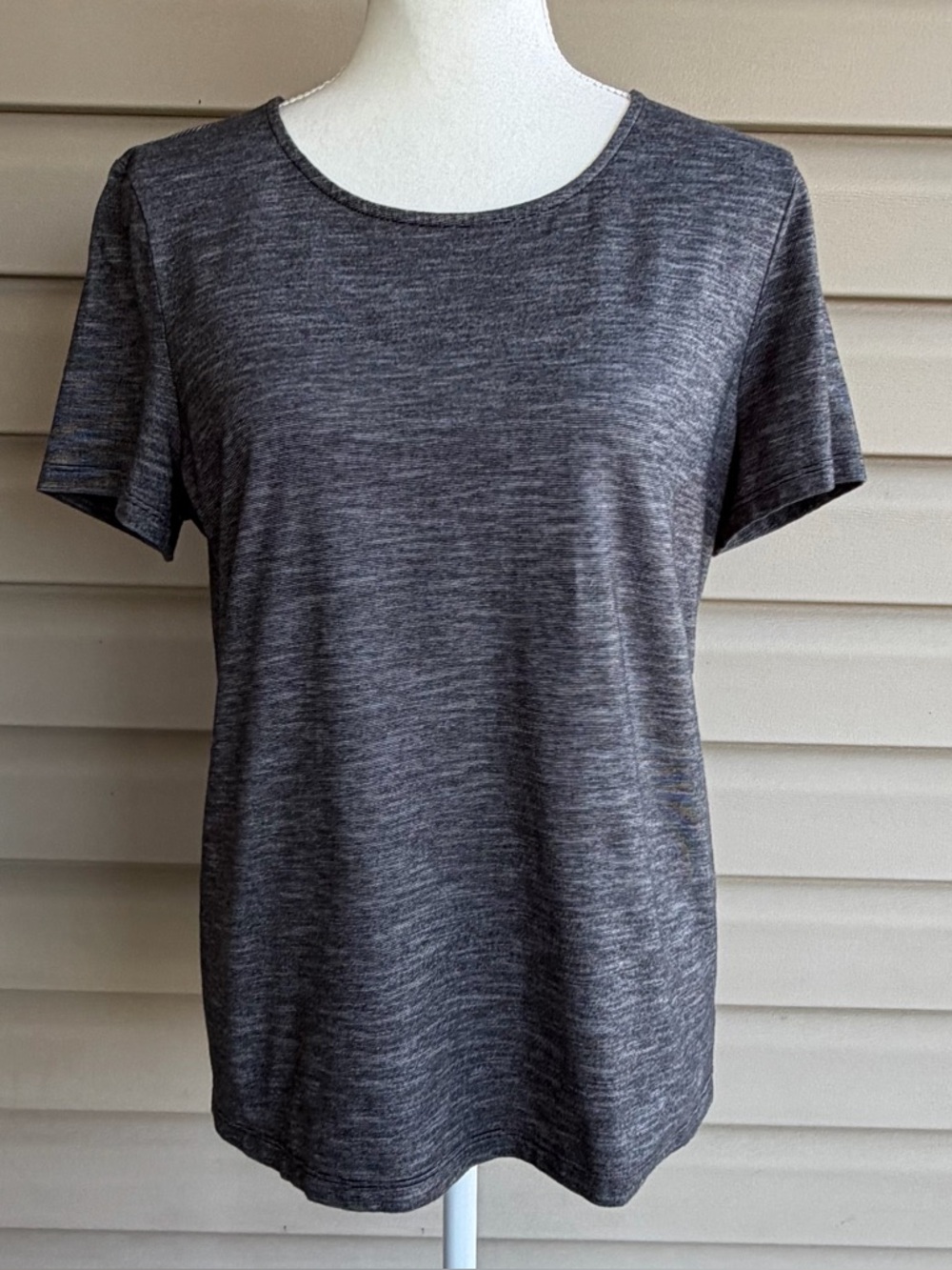 •Talbots• Keyhole Back Heathered Gray Short Sleeve Top – Size Large